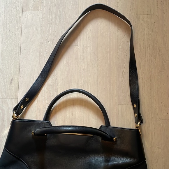 Chic leather & suede tote with shoulder strap - Picture 6 of 6